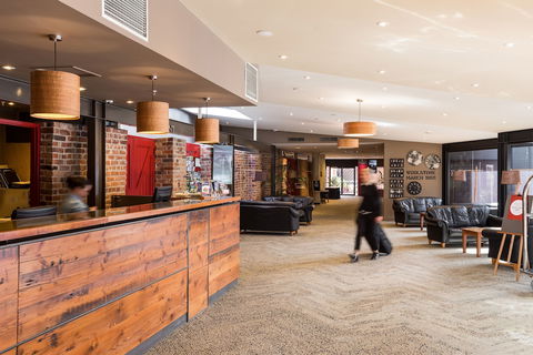Old Woolstore Apartment Hotel - Accommodation Sydney 2