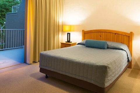 Palm Court Noosa - Sydney 4u 6