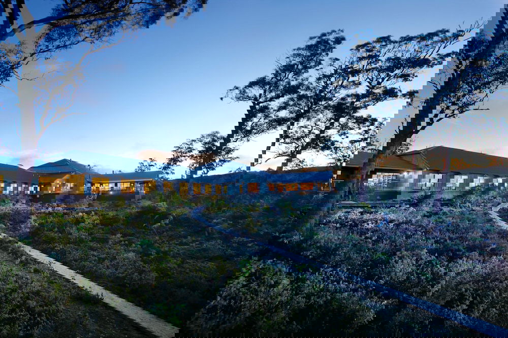 Lower Barrington TAS Sydney 4u