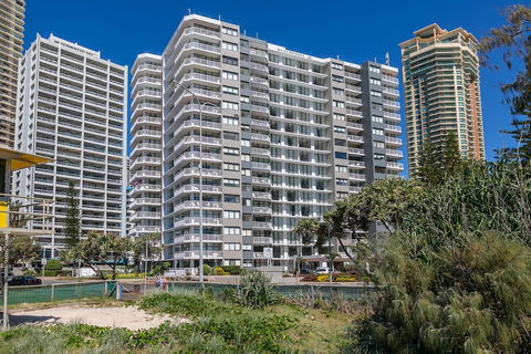 BreakFree Beachpoint - Accommodation Sydney 3