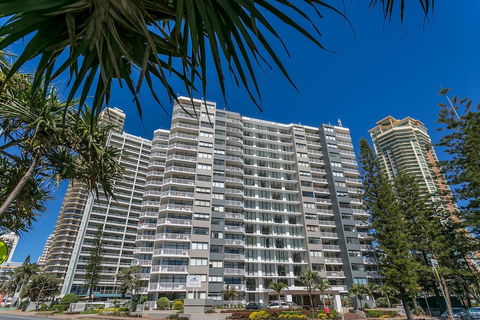 BreakFree Beachpoint - Accommodation Sydney 5