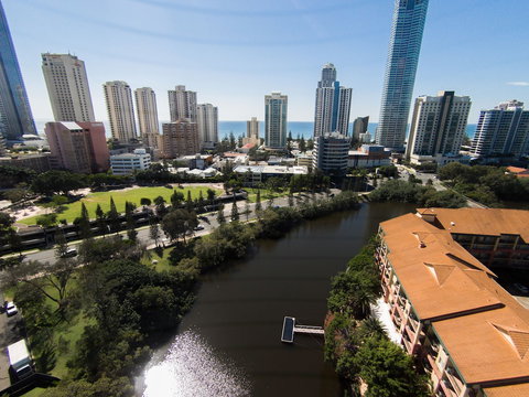 Paradise Island Resort - Sydney Resort 5