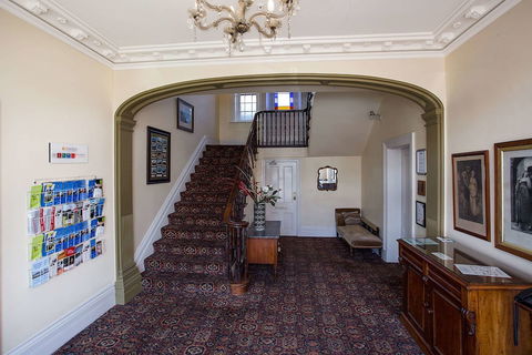 Quality Hotel Bentinck - Sydney 4u 4