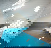 Deep Blue Hotel  Hot Springs - Sydney 4u