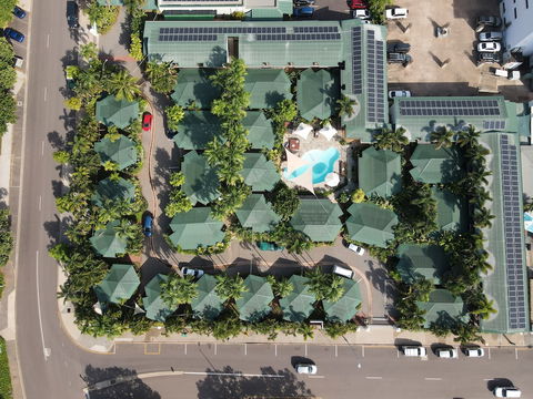 Palms City Resort - Accommodation Sydney 0