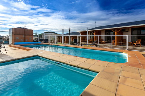 Beachfront At Bicheno - Sydney 4u 1