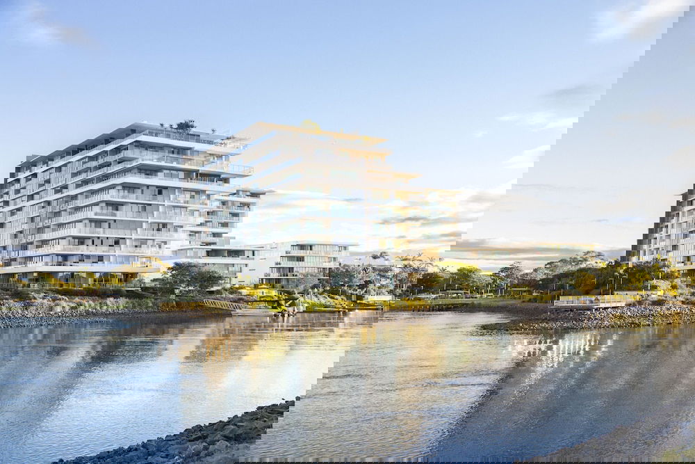 Broadbeach Waters QLD Sydney 4u