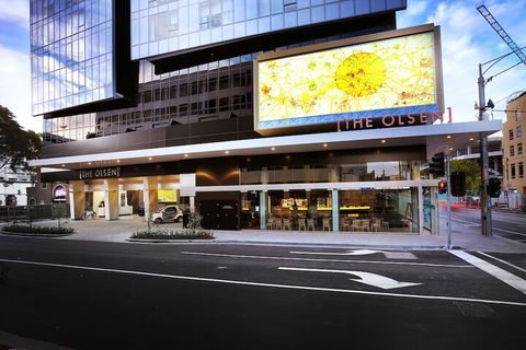 Art Series - The Olsen - Accommodation Sydney 3