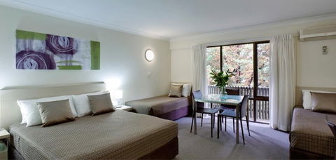 Ibis Styles Canberra Tall Trees - Sydney 4u 2