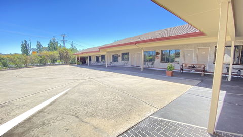 Sapphire City Motor Inn, Inverell - Sydney 4u 0