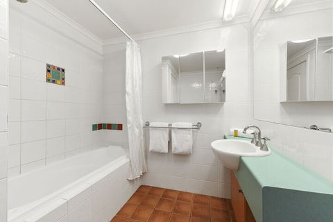 Flynns Beach Resort - Accommodation Sydney 7