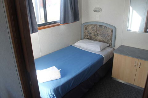 Capital Country Holiday Park - Sydney 4u 7