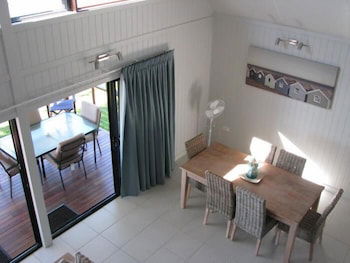 Cardwell Beachcomber Motel And Tourist Park - Sydney 4u 4