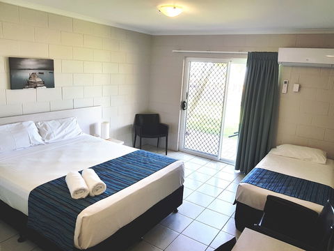 Cardwell Beachcomber Motel And Tourist Park - Sydney 4u 3