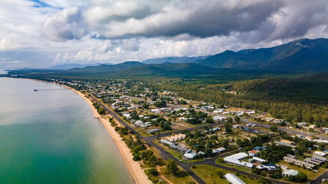Cardwell Beachcomber Motel And Tourist Park - Sydney 4u 0