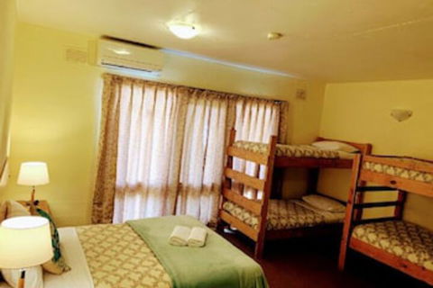 Mountain Creek Motel - Accommodation Sydney 0
