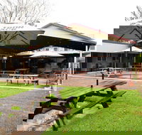 Royal Hotel Singleton - Sydney 4u
