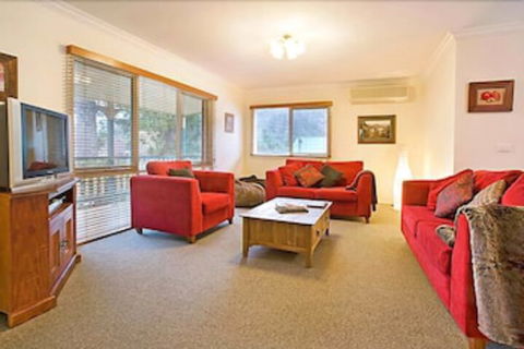 Annie's Escape In Warburton - Accommodation Sydney 4
