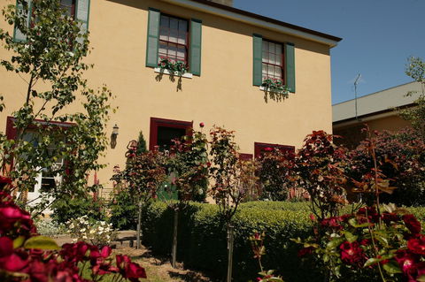 Blakes Manor Self Contained Heritage Accommodation - Accommodation Sydney 2