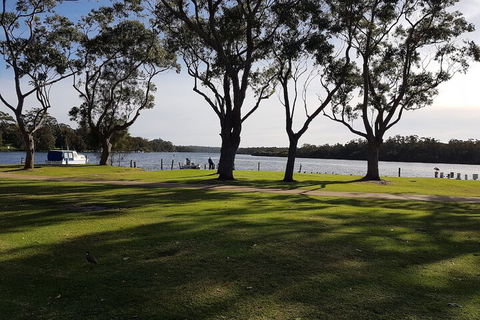 Bentley Waterfront Motel & Cottages - Accommodation Sydney 2