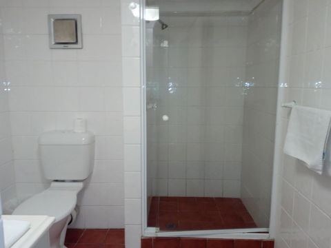 Lake Central - Accommodation Sydney 6