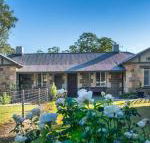 Stoneleigh Cottage Bed  Breakfast - Sydney 4u
