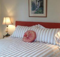 Every Man  His Dog Vineyard - Accommodation Sydney