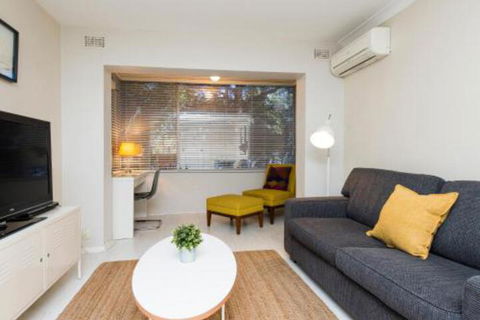 Townshend Rd - Sydney 4u 0