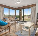 Sun  Surf Aldinga Beach Apartment - Sydney 4u