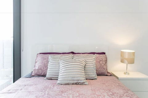 C3CBD Melbourne Apartment - Accommodation Sydney 4