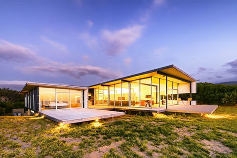 Cloudy Bay Beach House - Sydney 4u 0