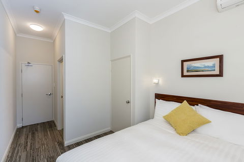 Gallery Hotel - Sydney 4u 2