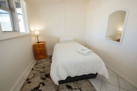 Smith Street Cottage Naracoorte - Accommodation Sydney 7