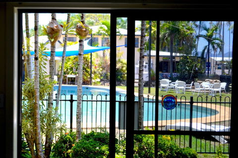 Hinchinbrook Resorts - Sydney 4u 3