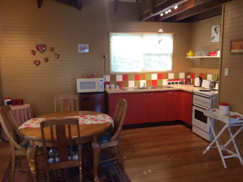 Surgeons Cottage - Sydney Resort 2