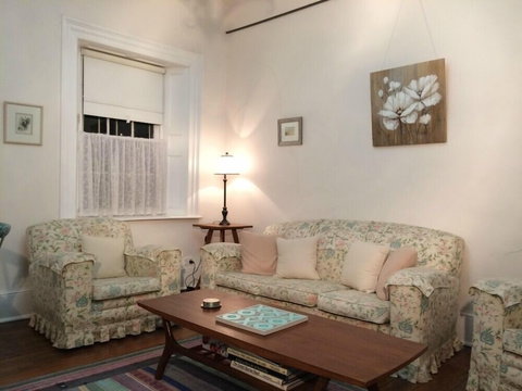 Surgeons Cottage - Sydney Resort 4