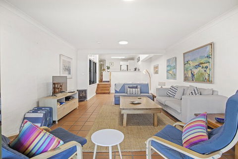 Tuscan Waterfront, 1/213 Soldiers Point Road - Accommodation Sydney 5