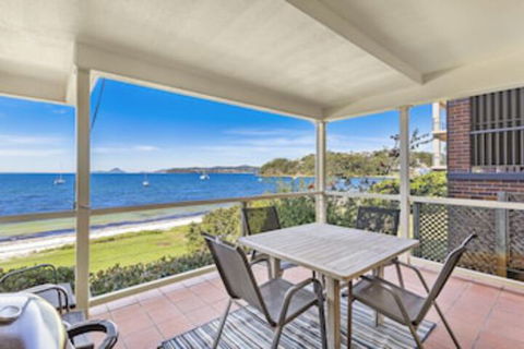 Tuscan Waterfront, 1/213 Soldiers Point Road - Accommodation Sydney 0
