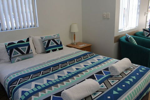 Mandurah Ocean Marina Chalets - Accommodation Sydney 5