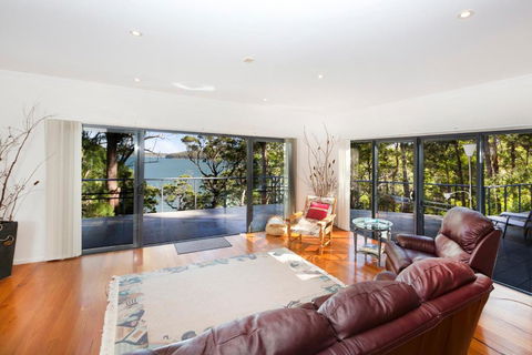 Brae Villa - Accommodation Sydney 6