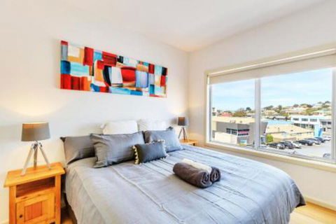 Bellerive Marina View Apartments NO 27 - Sydney 4u 3