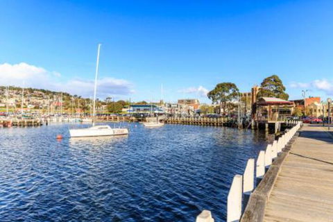 Bellerive Marina View Apartments NO 27 - Sydney 4u 5