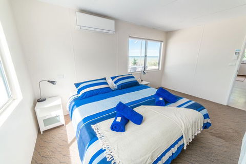 Mackerel Islands - Accommodation Sydney 4