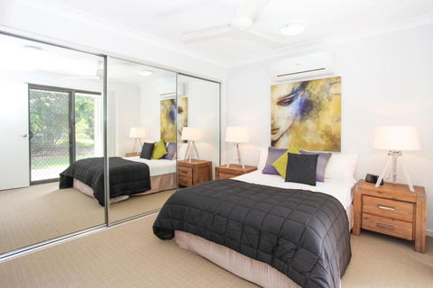 Beach Breeze Holiday House - Accommodation Sydney 5