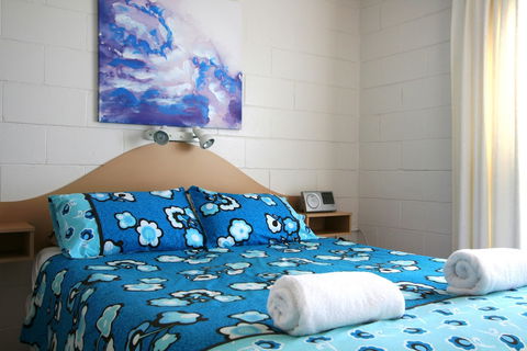 Lake Edge Holiday Units - Sydney 4u 3