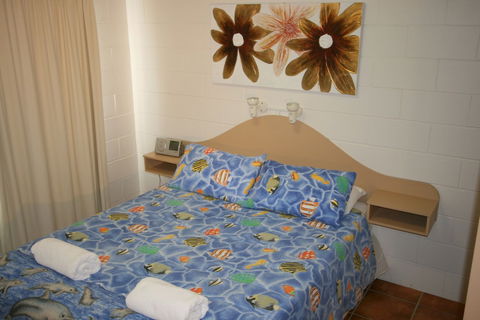 Lake Edge Holiday Units - Sydney 4u 2