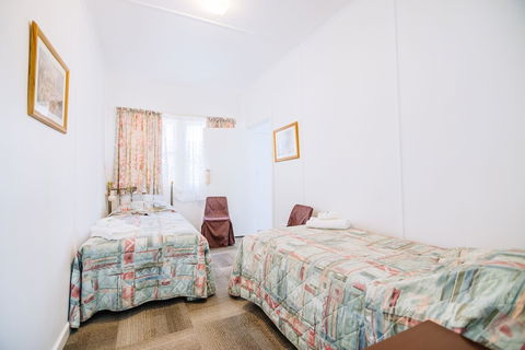 Warburton Lodge - Accommodation Sydney 4