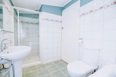 Warburton Lodge - Accommodation Sydney 1