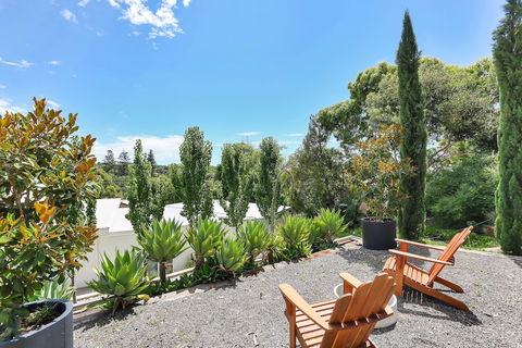 Barossa White House - Sydney 4u 4