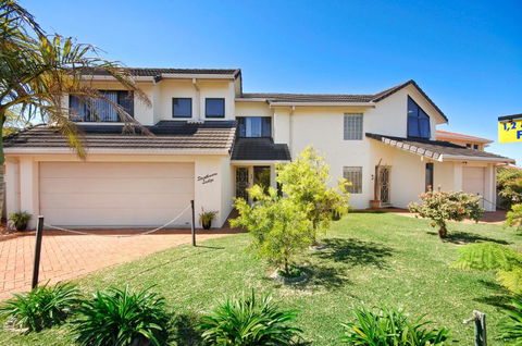 Strathmore Lodge - Accommodation Sydney 1